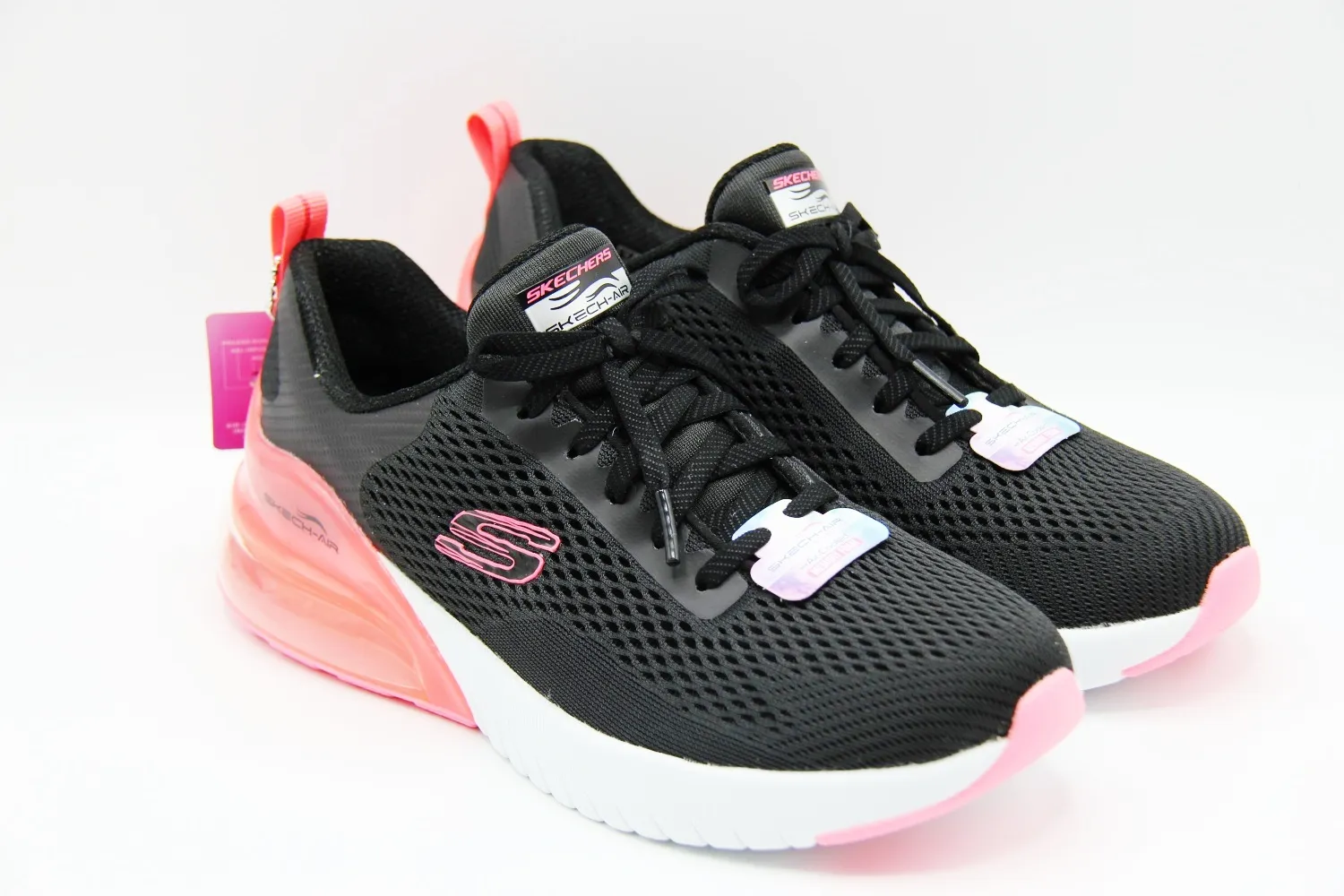 skechers con tacco